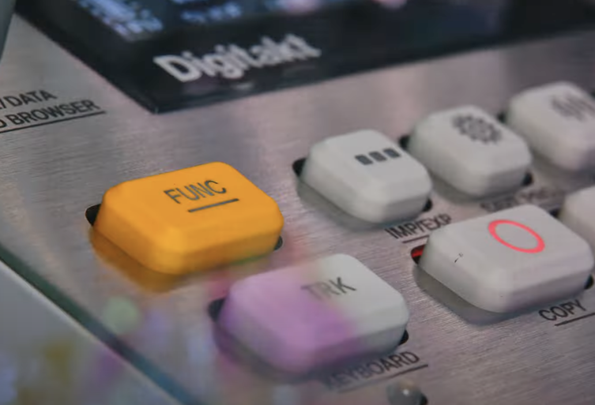 ELEKTRON(エレクトロン) Digitakt E25 Remix Edition | Rock oN Line