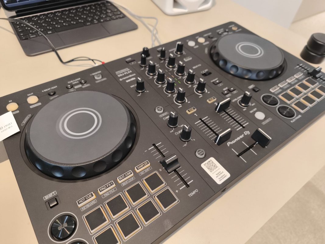 Pioneer DJ(パイオニア) DDJ-FLX4 マルチアプリ対応2ch DJ