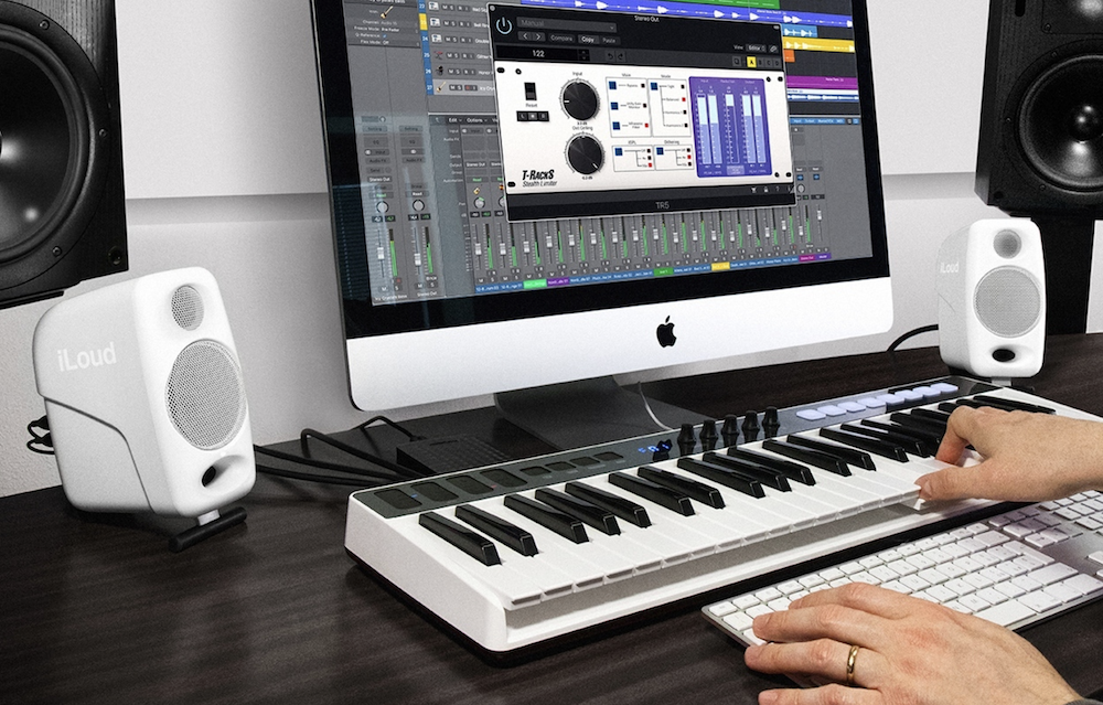 IK Multimedia(アイケーマルチメディア) iLoud Micro Monitor